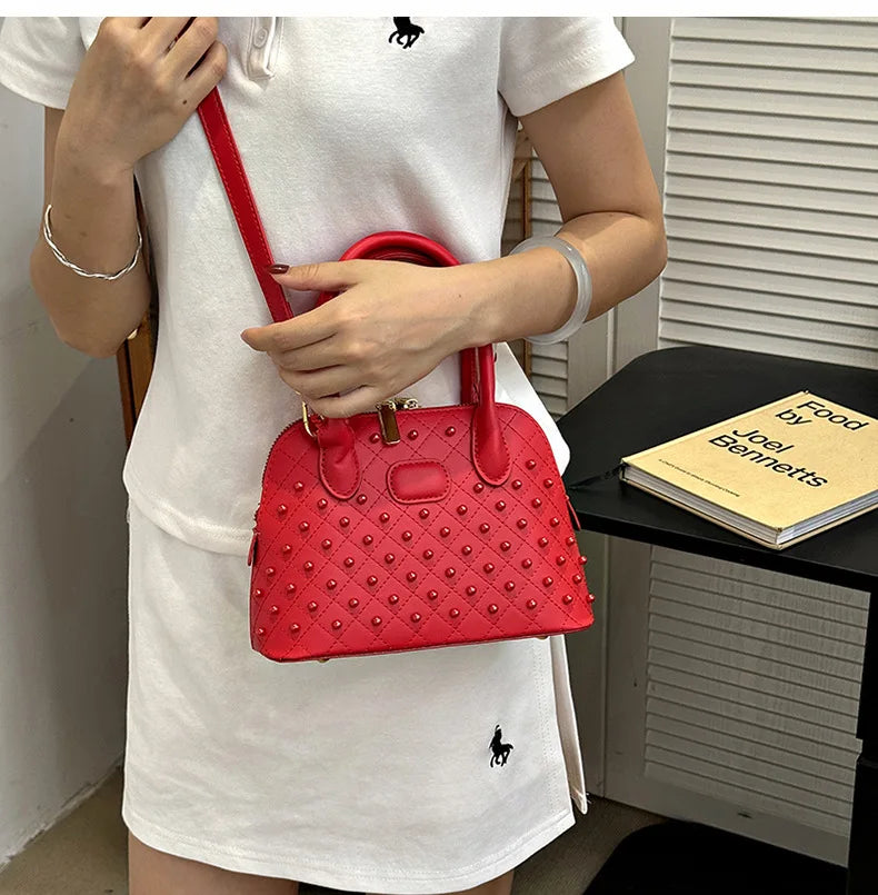 Shell Women's Bag New Personalized Fashion Versatile Rivet Handbag Versatile Large Capacity Shoulder Messenger Bag