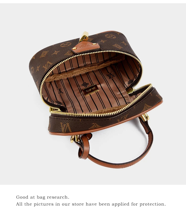 Famous Fashion Women's Zipper Crossbody Bag Paris Designer Inspired Vintage Handbag Suitable For Daily Use