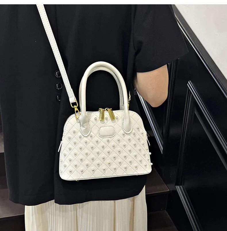 Shell Women's Bag New Personalized Fashion Versatile Rivet Handbag Versatile Large Capacity Shoulder Messenger Bag