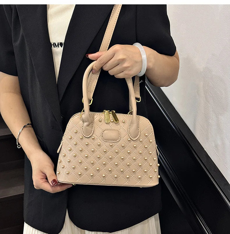 Shell Women's Bag New Personalized Fashion Versatile Rivet Handbag Versatile Large Capacity Shoulder Messenger Bag