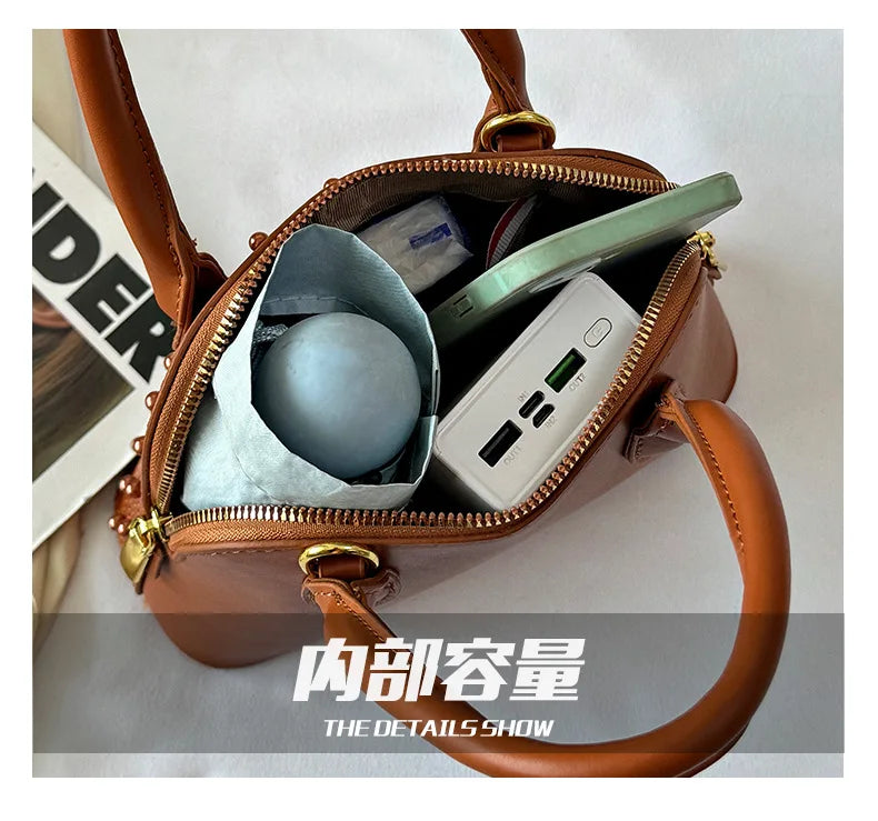 Shell Women's Bag New Personalized Fashion Versatile Rivet Handbag Versatile Large Capacity Shoulder Messenger Bag
