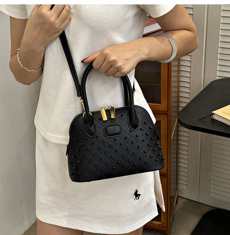 Shell Women's Bag New Personalized Fashion Versatile Rivet Handbag Versatile Large Capacity Shoulder Messenger Bag