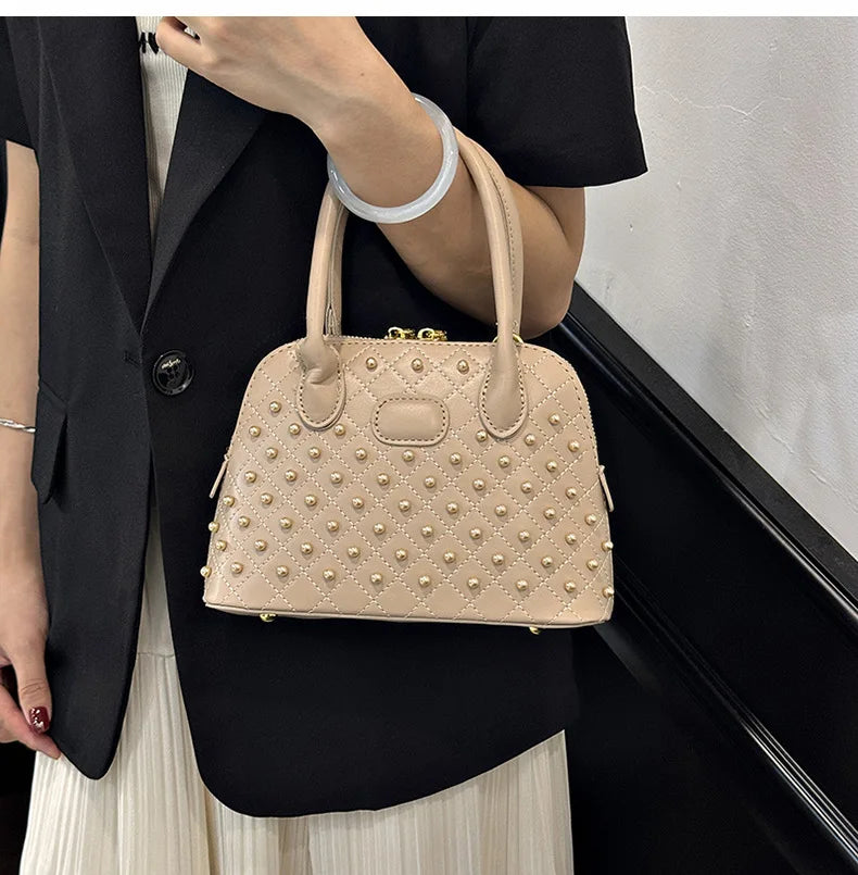 Shell Women's Bag New Personalized Fashion Versatile Rivet Handbag Versatile Large Capacity Shoulder Messenger Bag