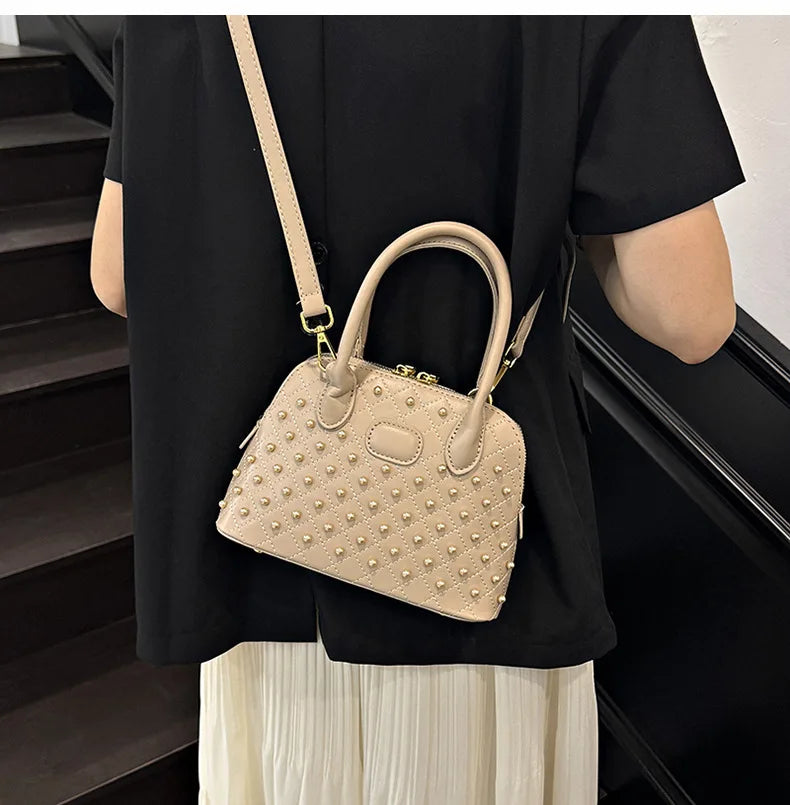 Shell Women's Bag New Personalized Fashion Versatile Rivet Handbag Versatile Large Capacity Shoulder Messenger Bag