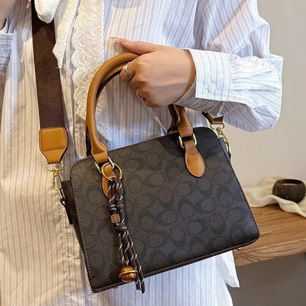 New Women's Large-Capacity Handbag - Classic Fashion Trendy, Retro Luxury Design, High-End Sense Bags for Women