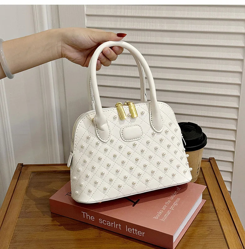 Shell Women's Bag New Personalized Fashion Versatile Rivet Handbag Versatile Large Capacity Shoulder Messenger Bag