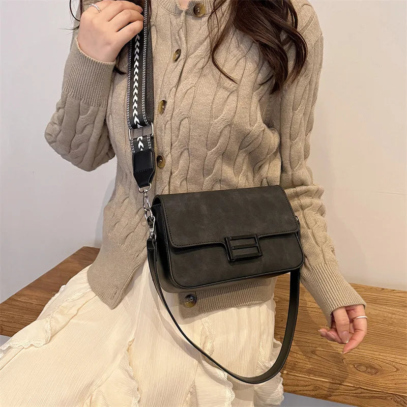 2025 Spring Summer Vintage Square Bag Luxe Underarm Purse for Women Fashion Shoulder Tote Versatile Bag Chic Commuter Bag